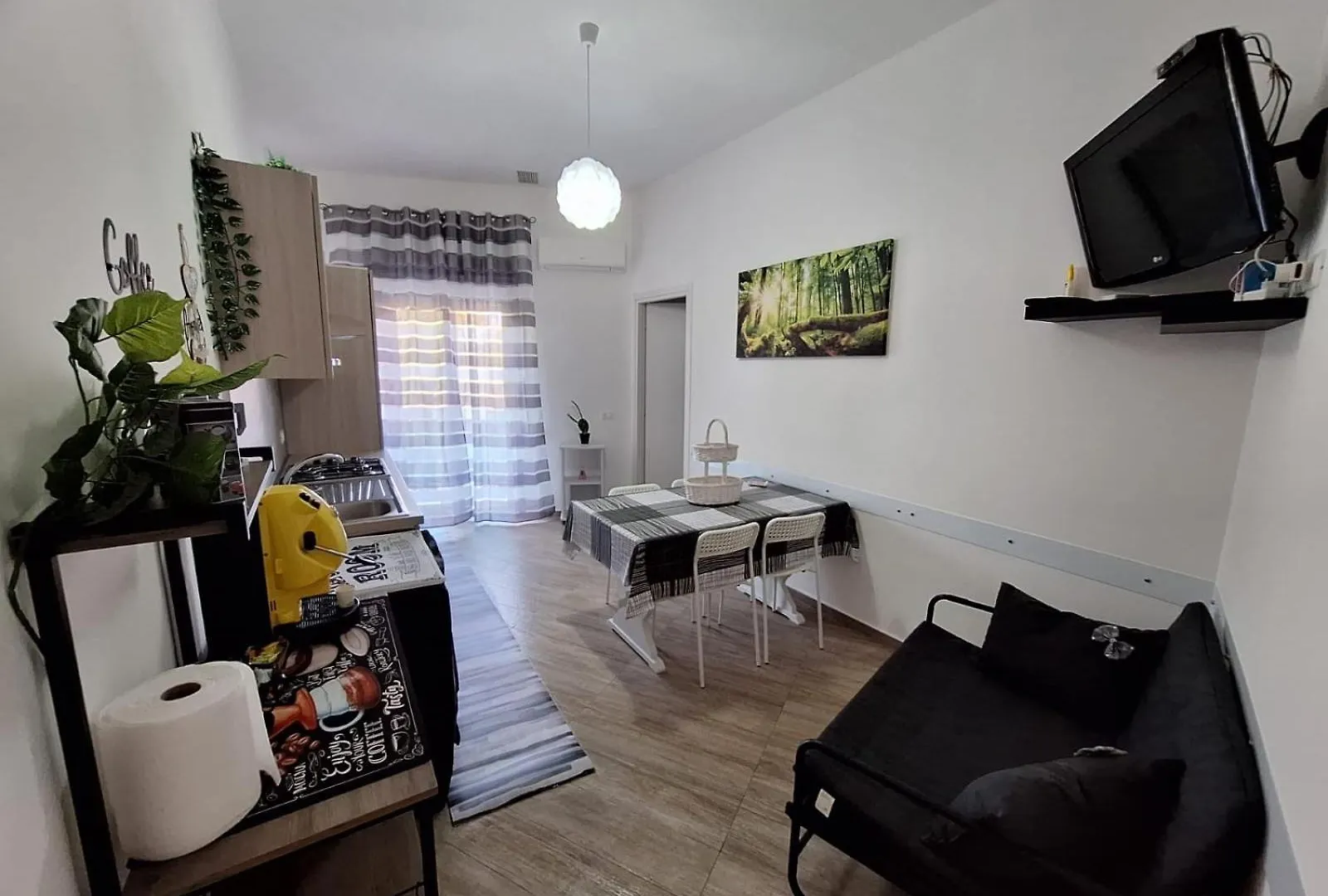 Tukory Central Room باليرمو 0*,  إيطاليا